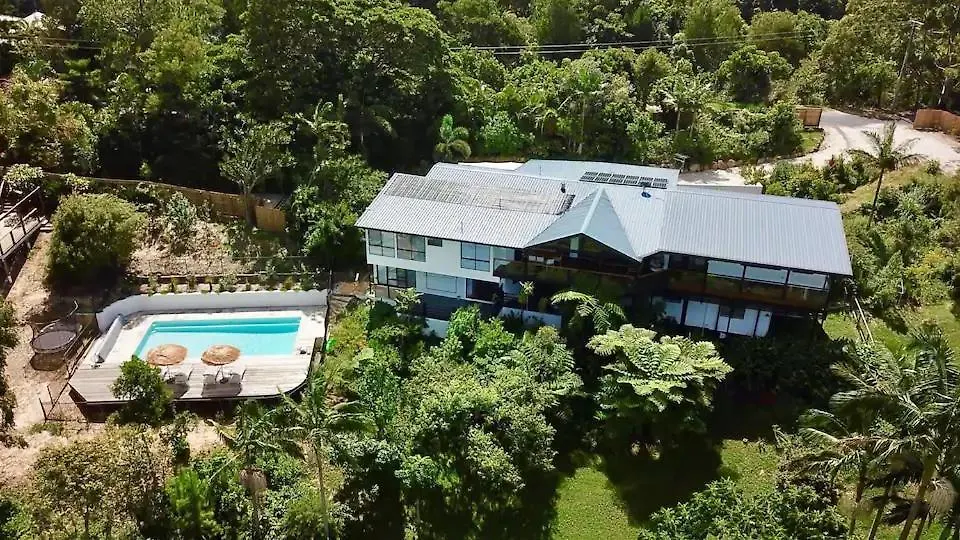Coral Villa Byron Bay